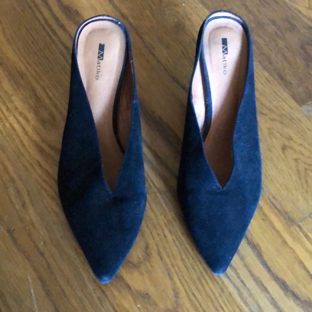 Matiko black suede leather mules